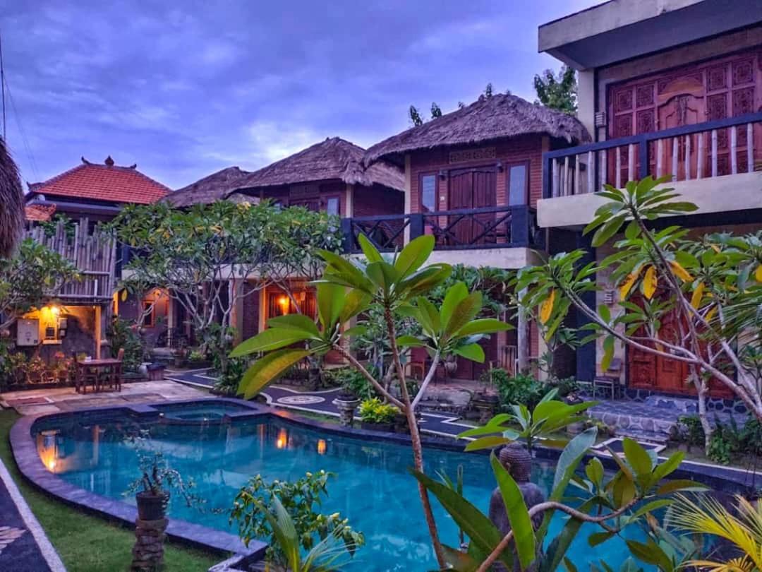 Satria Bungalow Uluwatu  Bagian luar foto