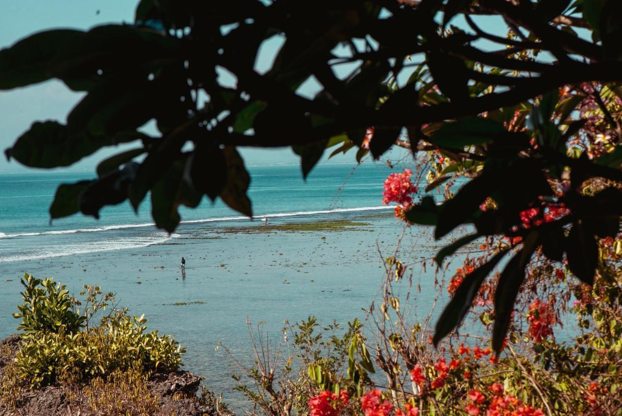 Satria Bungalow Uluwatu  Bagian luar foto